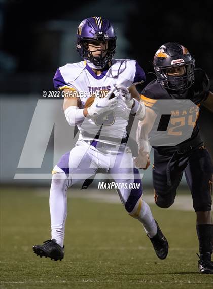 Thumbnail 3 in Lemoore vs McClymonds (CIF Div 2-AA Regional Final) photogallery.