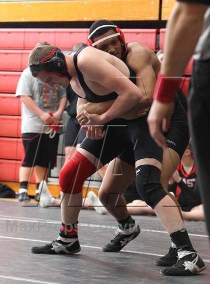 Thumbnail 3 in East High School Round Robin JV Invitational photogallery.
