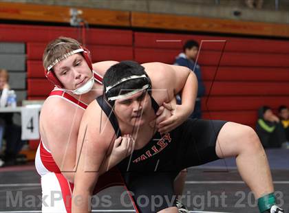 Thumbnail 2 in East High School Round Robin JV Invitational photogallery.