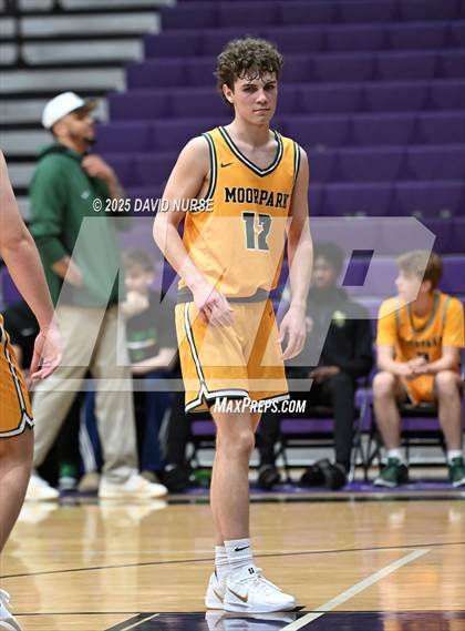 Thumbnail 1 in AGBU vs. Moorpark photogallery.