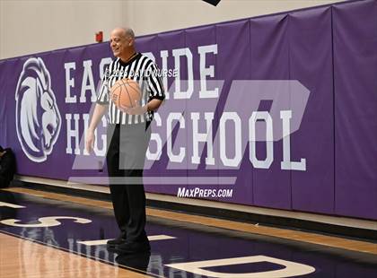 Thumbnail 2 in AGBU vs. Moorpark photogallery.