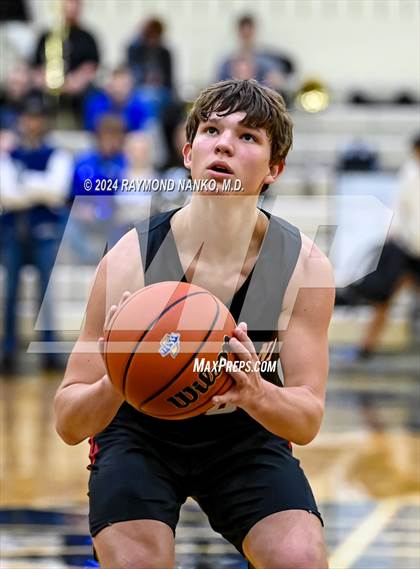 Thumbnail 1 in Wapahani vs. Tipton (ISHAA 2A Region 19 Final) photogallery.