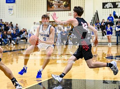 Thumbnail 2 in Wapahani vs. Tipton (ISHAA 2A Region 19 Final) photogallery.