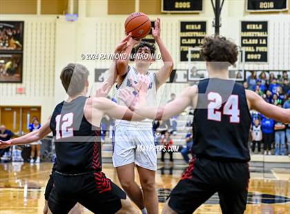 Thumbnail 3 in Wapahani vs. Tipton (ISHAA 2A Region 19 Final) photogallery.