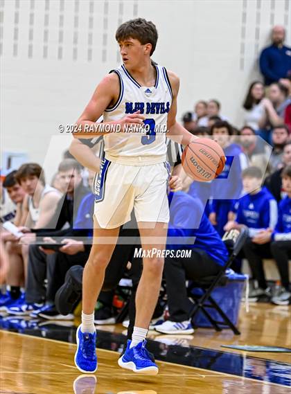 Thumbnail 1 in Wapahani vs. Tipton (ISHAA 2A Region 19 Final) photogallery.
