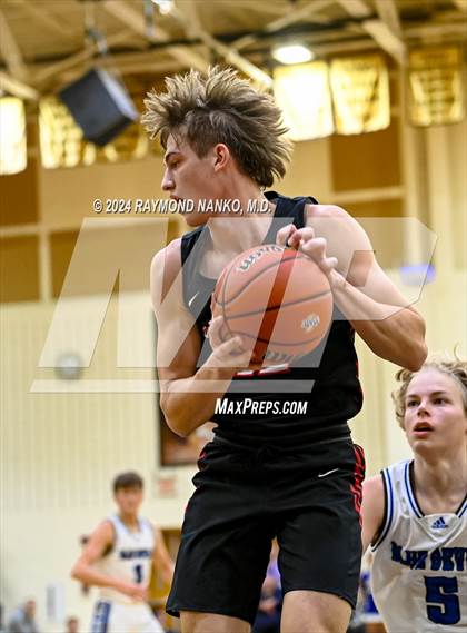 Thumbnail 3 in Wapahani vs. Tipton (ISHAA 2A Region 19 Final) photogallery.