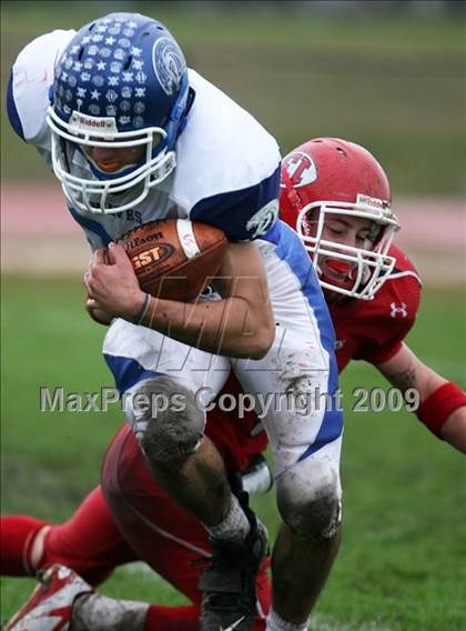 Thumbnail 2 in Riverhead @ East Islip (Section 11 D2 Semifinal) photogallery.