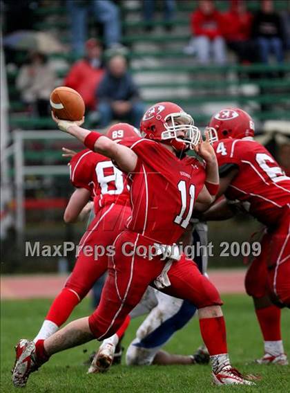 Thumbnail 2 in Riverhead @ East Islip (Section 11 D2 Semifinal) photogallery.