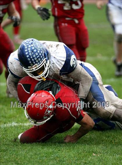 Thumbnail 3 in Riverhead @ East Islip (Section 11 D2 Semifinal) photogallery.