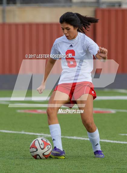 Thumbnail 3 in Our Lady of the Hills vs Fredericksburg (Hill Country Winter Classic)  photogallery.
