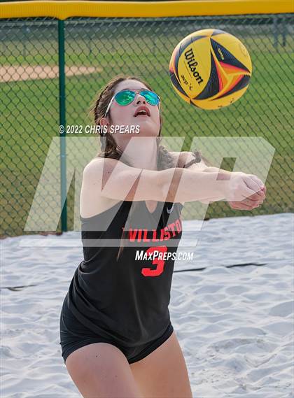 Thumbnail 3 in Williston vs. Meadowbrook Academy photogallery.