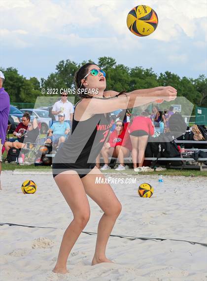 Thumbnail 2 in Williston vs. Meadowbrook Academy photogallery.