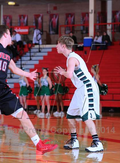 Thumbnail 3 in Blue Valley West vs Derby (McPherson Invitational) photogallery.