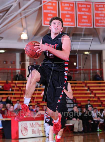 Thumbnail 3 in Blue Valley West vs Derby (McPherson Invitational) photogallery.