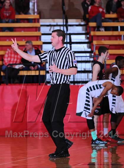 Thumbnail 2 in Blue Valley West vs Derby (McPherson Invitational) photogallery.