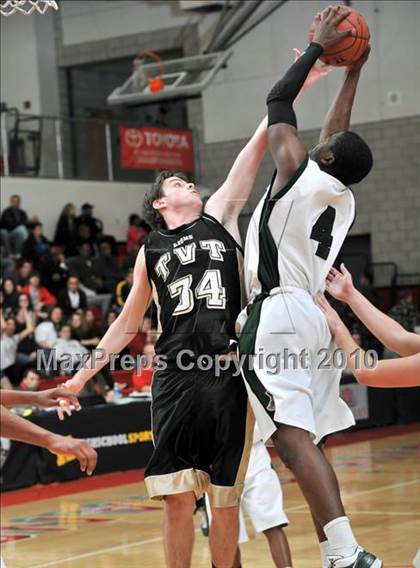 Thumbnail 1 in Tarbut V'torah vs. Ribet Academy (CIF SS D6AA Final) photogallery.
