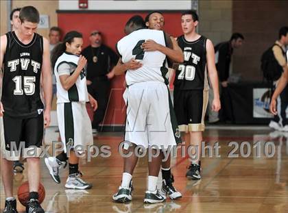 Thumbnail 2 in Tarbut V'torah vs. Ribet Academy (CIF SS D6AA Final) photogallery.
