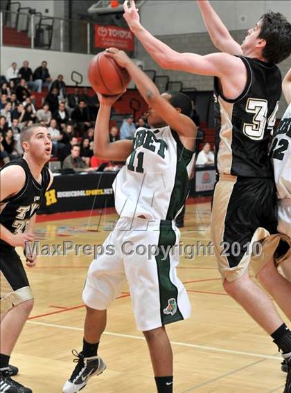 Thumbnail 1 in Tarbut V'torah vs. Ribet Academy (CIF SS D6AA Final) photogallery.
