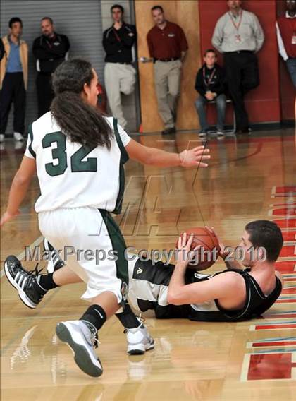 Thumbnail 3 in Tarbut V'torah vs. Ribet Academy (CIF SS D6AA Final) photogallery.
