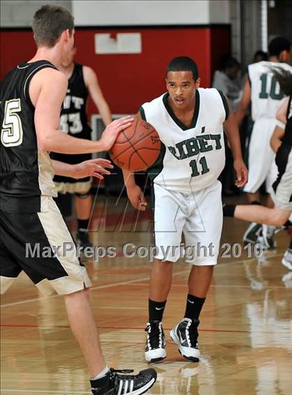 Thumbnail 3 in Tarbut V'torah vs. Ribet Academy (CIF SS D6AA Final) photogallery.