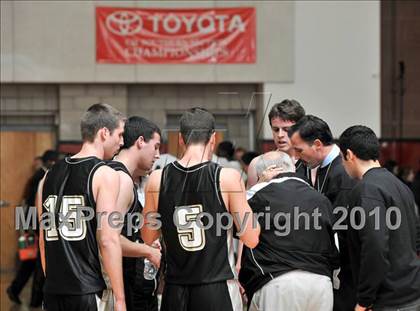 Thumbnail 1 in Tarbut V'torah vs. Ribet Academy (CIF SS D6AA Final) photogallery.