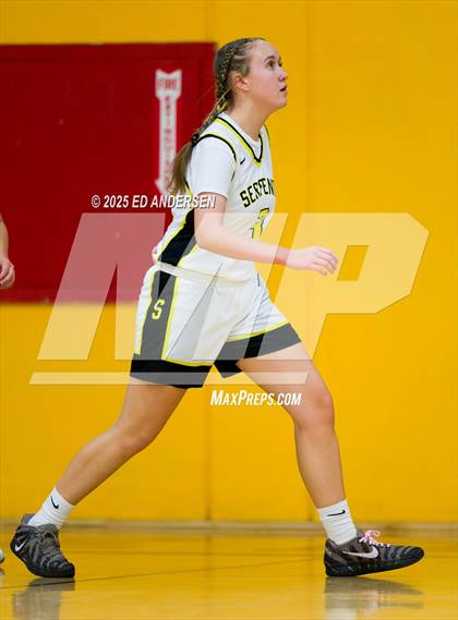 Thumbnail 2 in Mineral County vs. Coleville (Serpent Classic) photogallery.