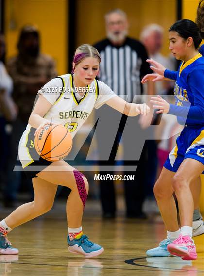 Thumbnail 2 in Mineral County vs. Coleville (Serpent Classic) photogallery.