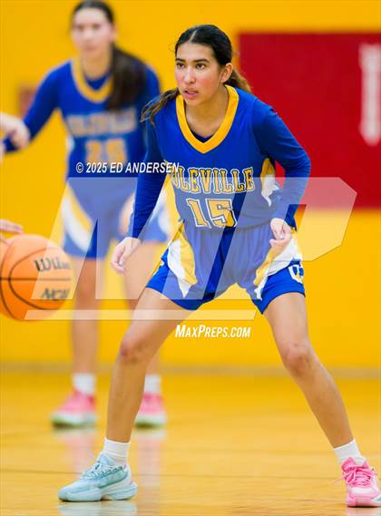 Thumbnail 3 in Mineral County vs. Coleville (Serpent Classic) photogallery.