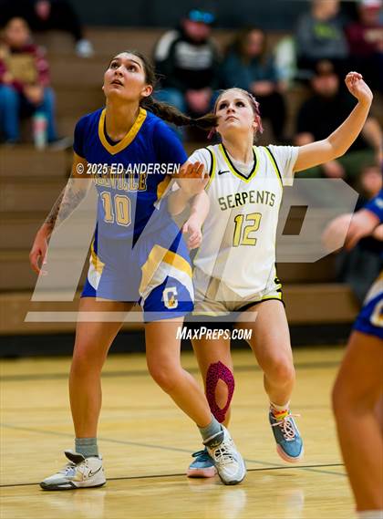 Thumbnail 2 in Mineral County vs. Coleville (Serpent Classic) photogallery.