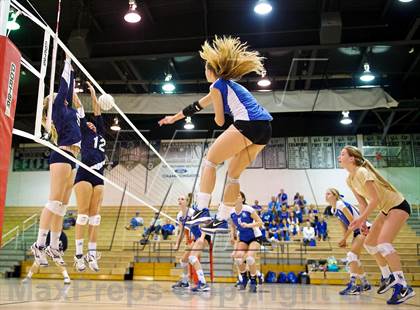 Thumbnail 1 in Santa Margarita @ Chaparral photogallery.