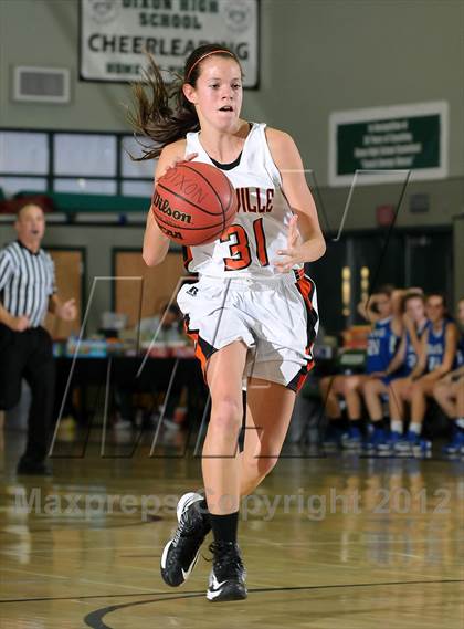 Thumbnail 2 in Davis vs. Vacaville (Ram Jam Winter Classic) photogallery.