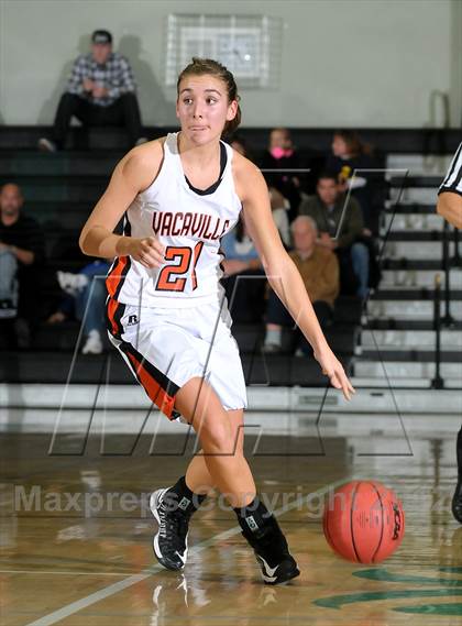 Thumbnail 3 in Davis vs. Vacaville (Ram Jam Winter Classic) photogallery.