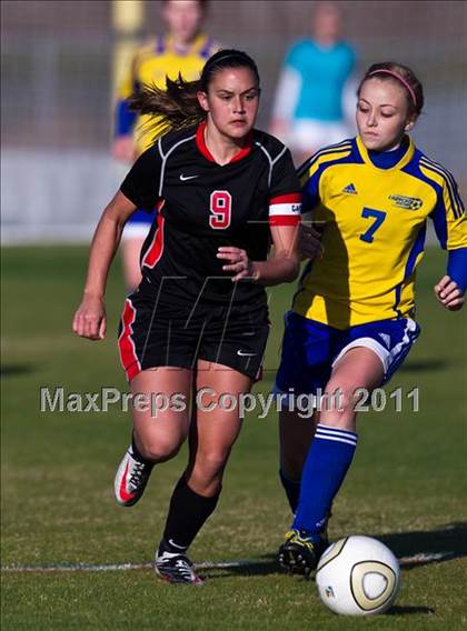 Thumbnail 2 in Victoria West vs Bay City (Stampede Soccer Shootout) photogallery.