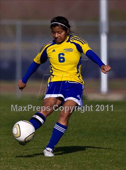 Thumbnail 3 in Victoria West vs Bay City (Stampede Soccer Shootout) photogallery.
