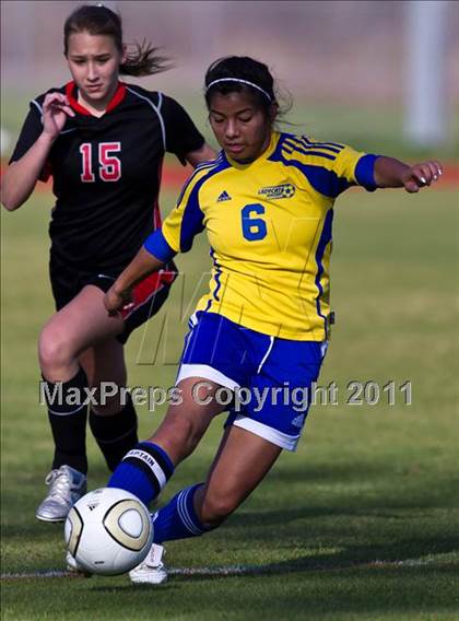 Thumbnail 1 in Victoria West vs Bay City (Stampede Soccer Shootout) photogallery.