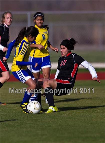 Thumbnail 3 in Victoria West vs Bay City (Stampede Soccer Shootout) photogallery.