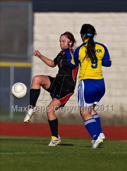 Thumbnail 1 in Victoria West vs Bay City (Stampede Soccer Shootout) photogallery.