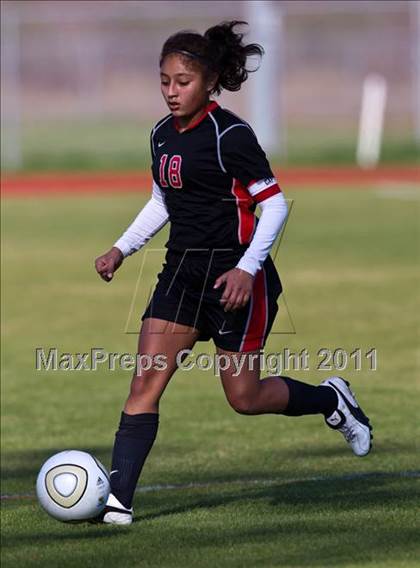 Thumbnail 1 in Victoria West vs Bay City (Stampede Soccer Shootout) photogallery.
