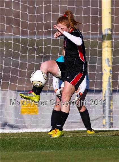 Thumbnail 3 in Victoria West vs Bay City (Stampede Soccer Shootout) photogallery.