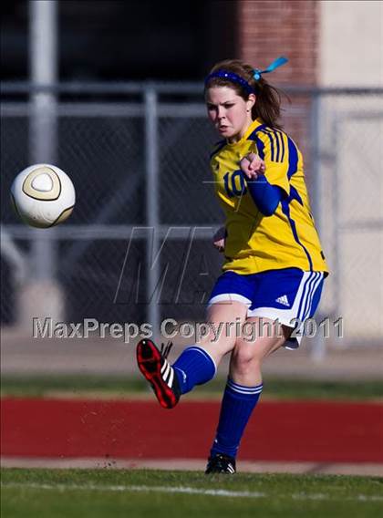 Thumbnail 2 in Victoria West vs Bay City (Stampede Soccer Shootout) photogallery.