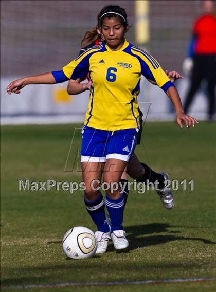 Thumbnail 1 in Victoria West vs Bay City (Stampede Soccer Shootout) photogallery.