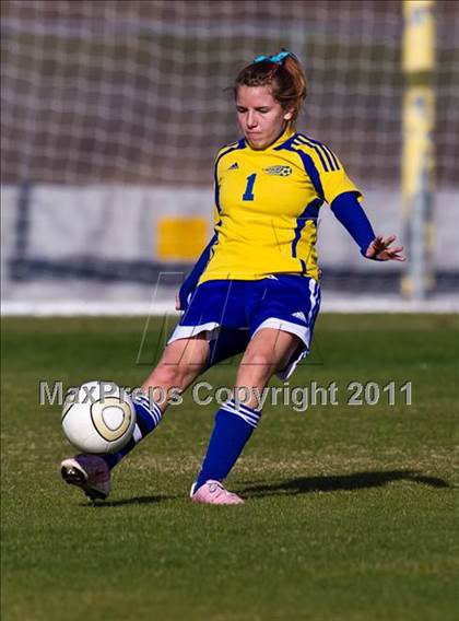 Thumbnail 3 in Victoria West vs Bay City (Stampede Soccer Shootout) photogallery.