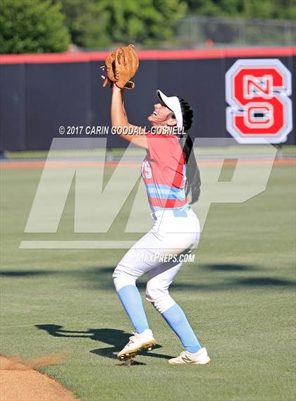 Thumbnail 3 in Whiteville vs. North Stanly (NCHSAA 1A Final Game 1) photogallery.