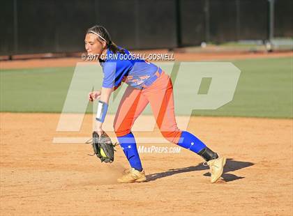 Thumbnail 2 in Whiteville vs. North Stanly (NCHSAA 1A Final Game 1) photogallery.
