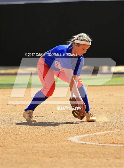 Thumbnail 2 in Whiteville vs. North Stanly (NCHSAA 1A Final Game 1) photogallery.