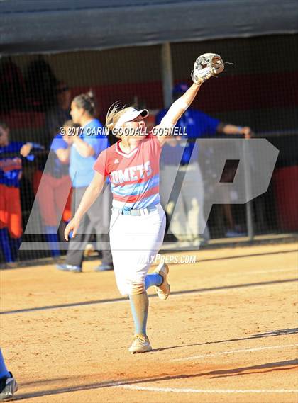 Thumbnail 3 in Whiteville vs. North Stanly (NCHSAA 1A Final Game 1) photogallery.