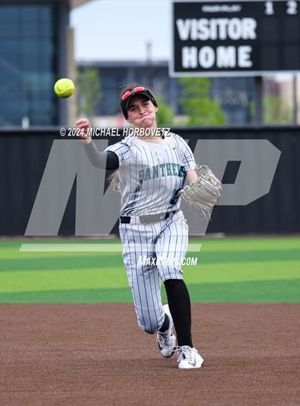 Thumbnail 2 in Celina @ Panther Creek photogallery.