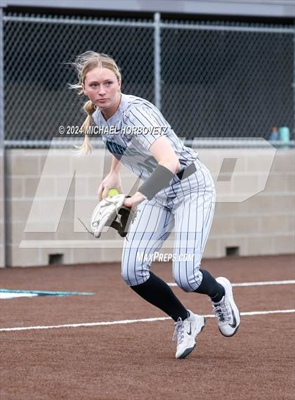 Thumbnail 2 in Celina @ Panther Creek photogallery.