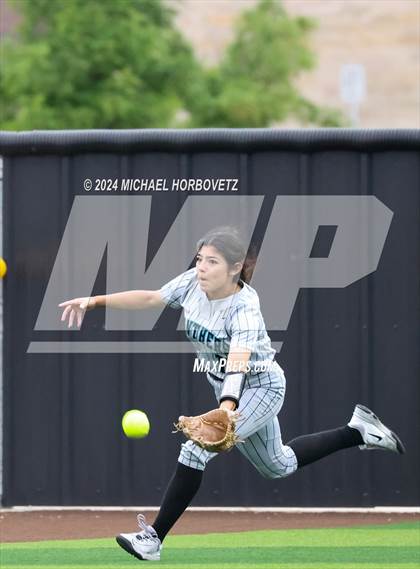 Thumbnail 2 in Celina @ Panther Creek photogallery.