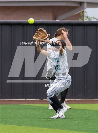 Thumbnail 2 in Celina @ Panther Creek photogallery.